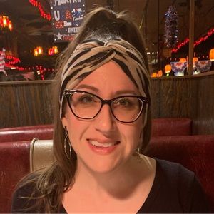 Meet your Posher, Jenna